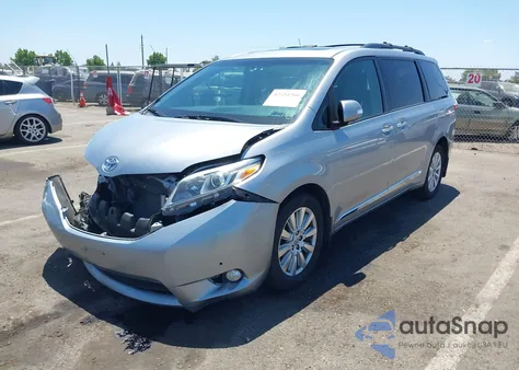 2017 Toyota Sienna Limited Premium 7 Passenger z USA, uszkodzony, nr VIN 5TDDZ3DC6HS188030
